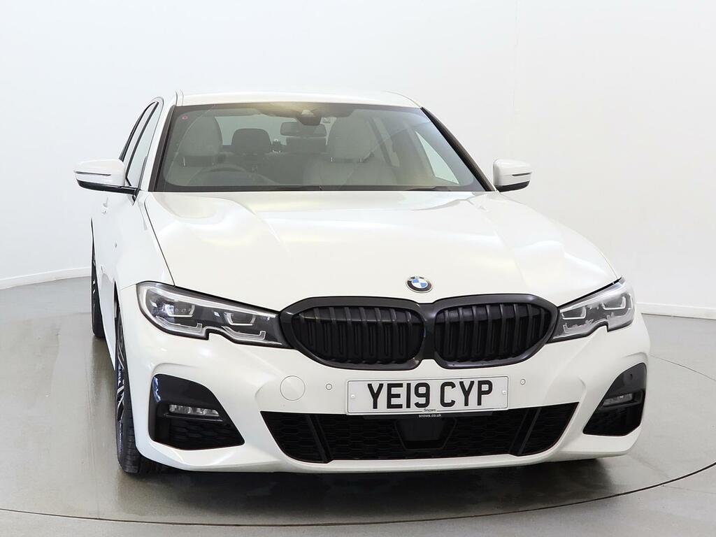 Compare BMW 3 Series 320D M Sport Step Techplus Pack YE19CYP White