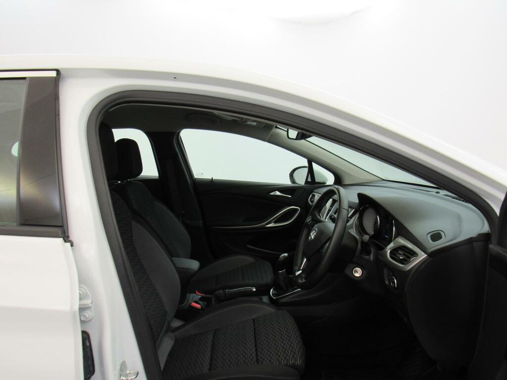 Compare Vauxhall Astra 1.2 Turbo 145 Sri FH70PZL White