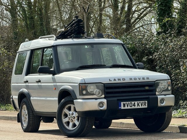 Compare Land Rover Discovery 2.5L Pursuit S Td5 136 Bhp WV04KVR Silver