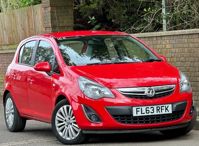 Compare Vauxhall Corsa 1.4L Se 98 Bhp FL63RFK Red