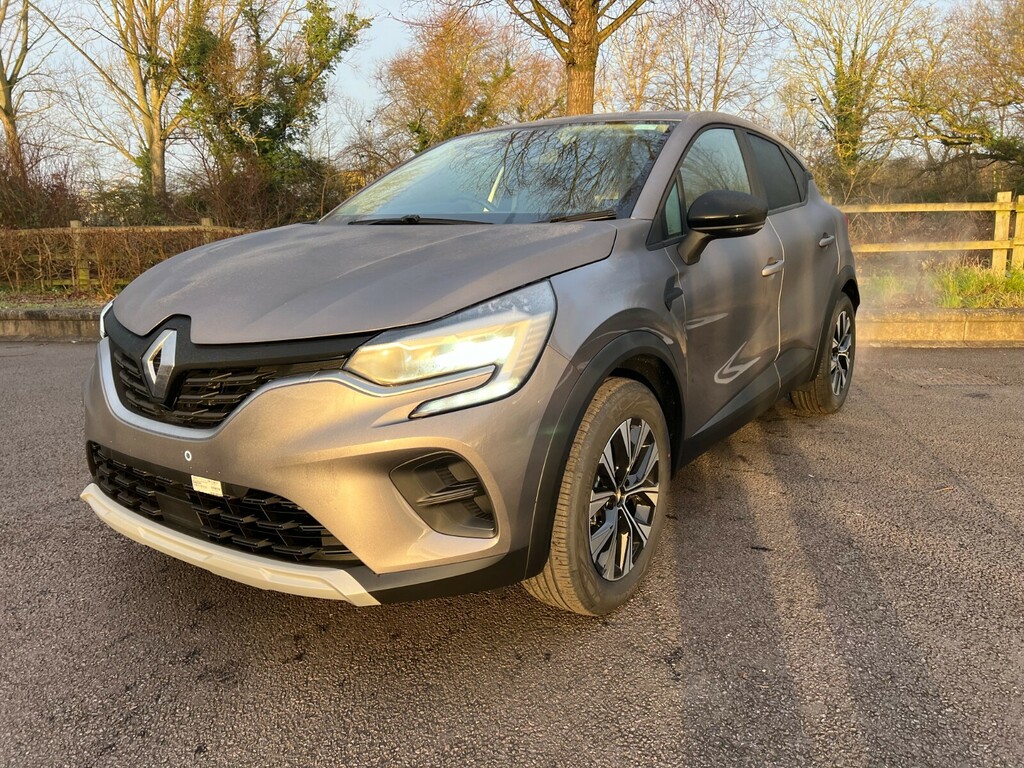 Compare Renault Captur 1.6 E-tech Full Hybrid 145 Evolution  Grey
