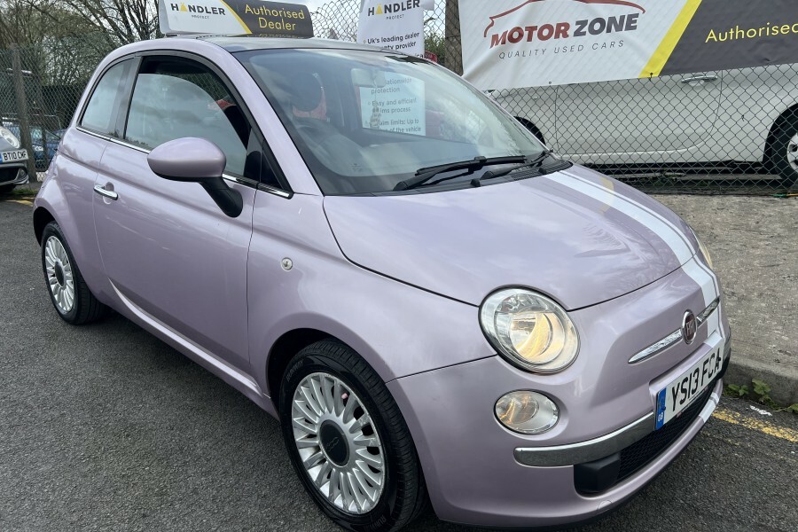Compare Fiat 500 Variant Lounge YS13FCA Pink
