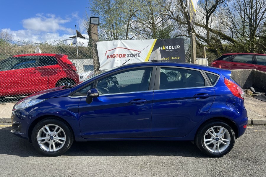 Compare Ford Fiesta Variant Zetec VA15VCN Blue