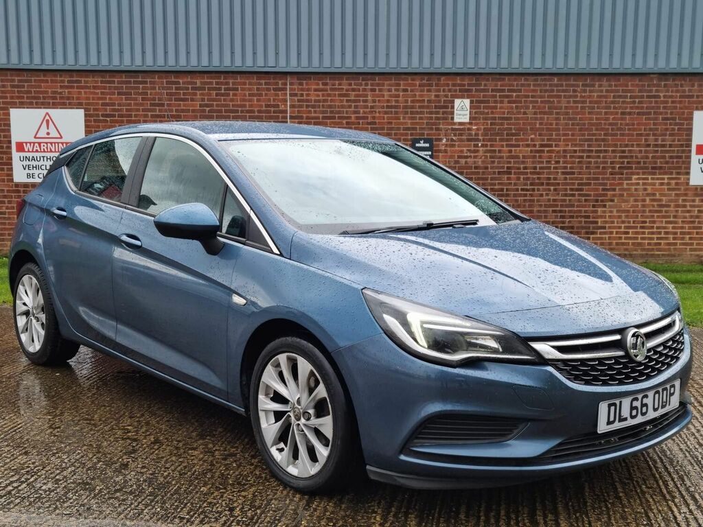 Compare Vauxhall Astra Hatchback 1.6 Cdti Blueinjection Design Euro 6 S DL66ODP Blue