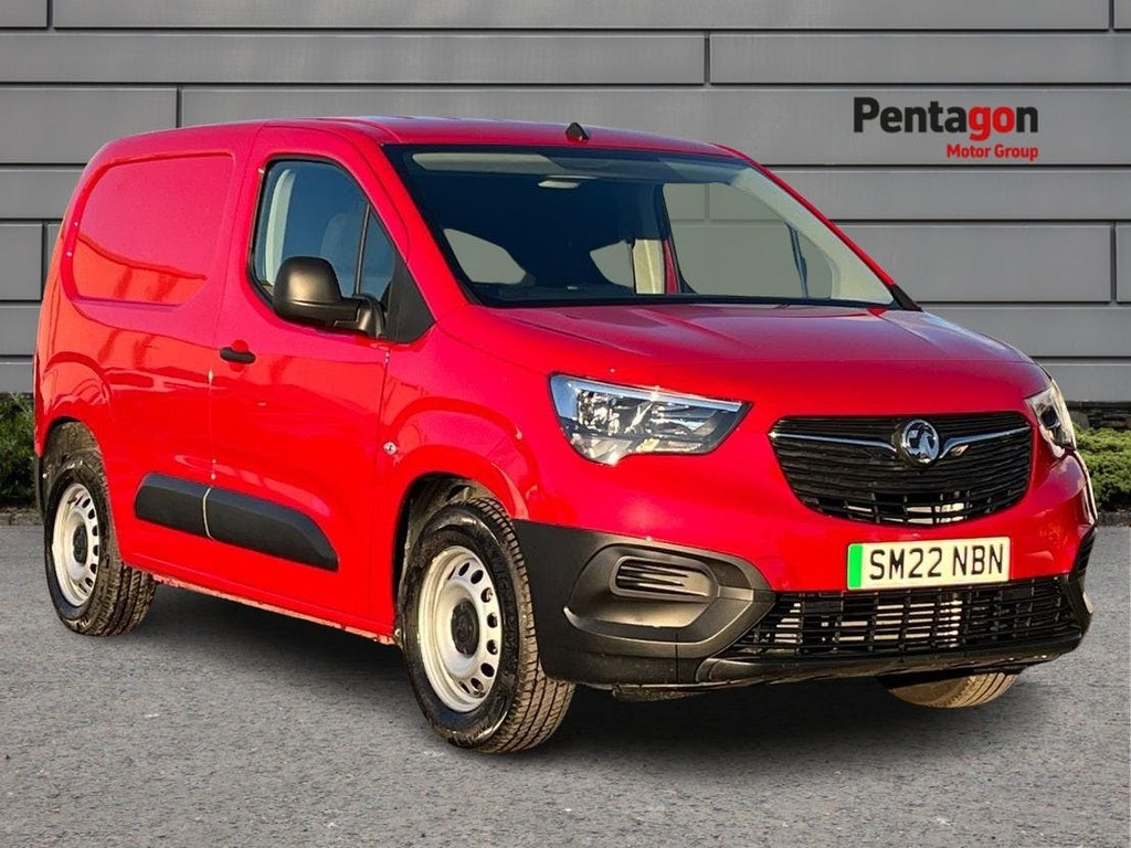 Vauxhall Combo-e Life 2300 50Kwh Dynamic Panel Van L1 Red #1