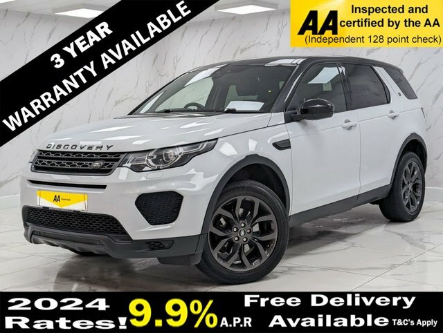 Compare Land Rover Discovery 2.0 Td4 Landmark 178 Bhp 9Sp 7 Seat 4Wd DY19XAV White