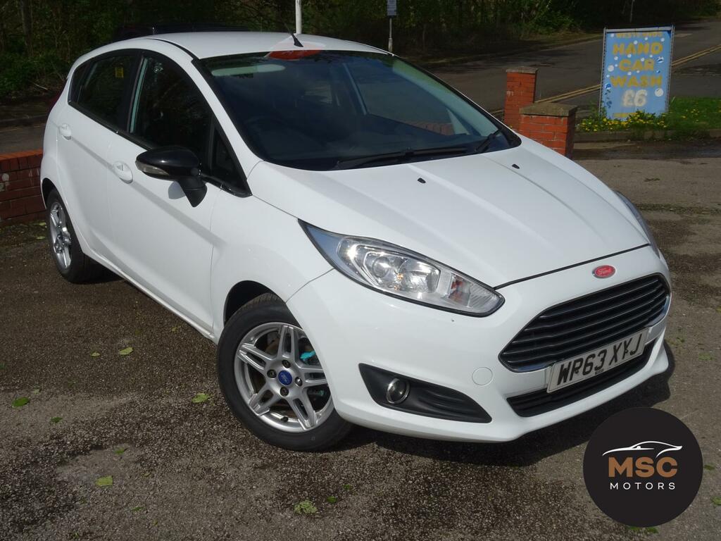 Compare Ford Fiesta 1.0T Ecoboost Zetec Hatchback WP63XYJ White