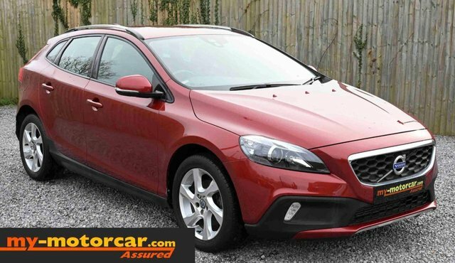 Compare Volvo V40 Cross Country 1.6 D2 Cross Country Lux 113 Bhp K8EDY Red