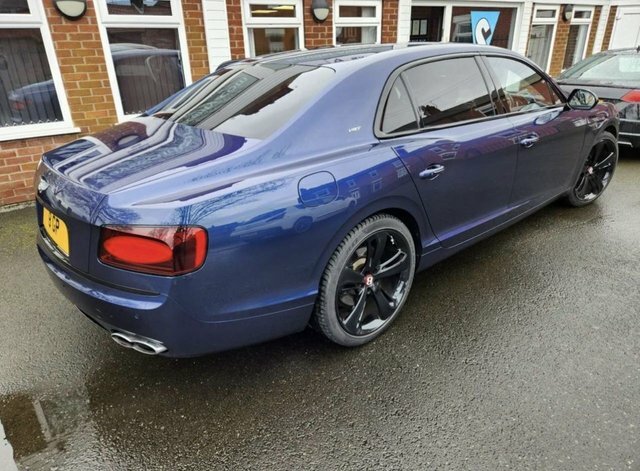 Compare Bentley Flying Spur 4.0 V8 S 521 Bhp KF18DBO Blue