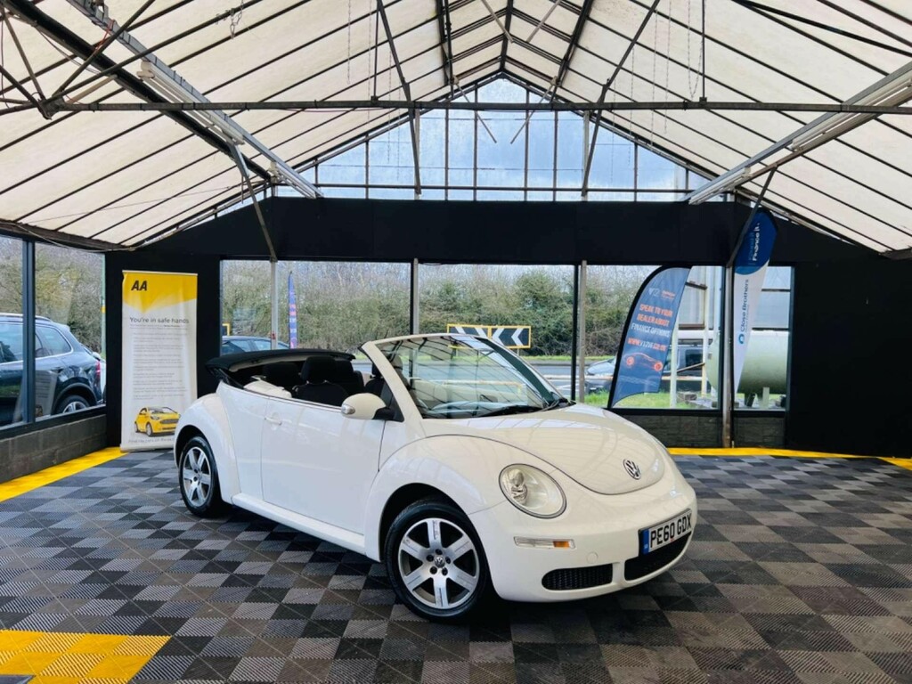 Volkswagen Beetle Sola White #1