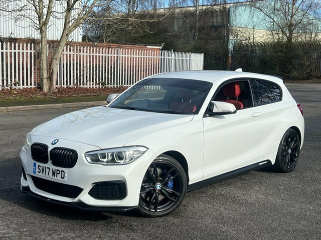 Compare BMW 1 Series 3.0 M140i 3-Door 2017 SV17WPD White