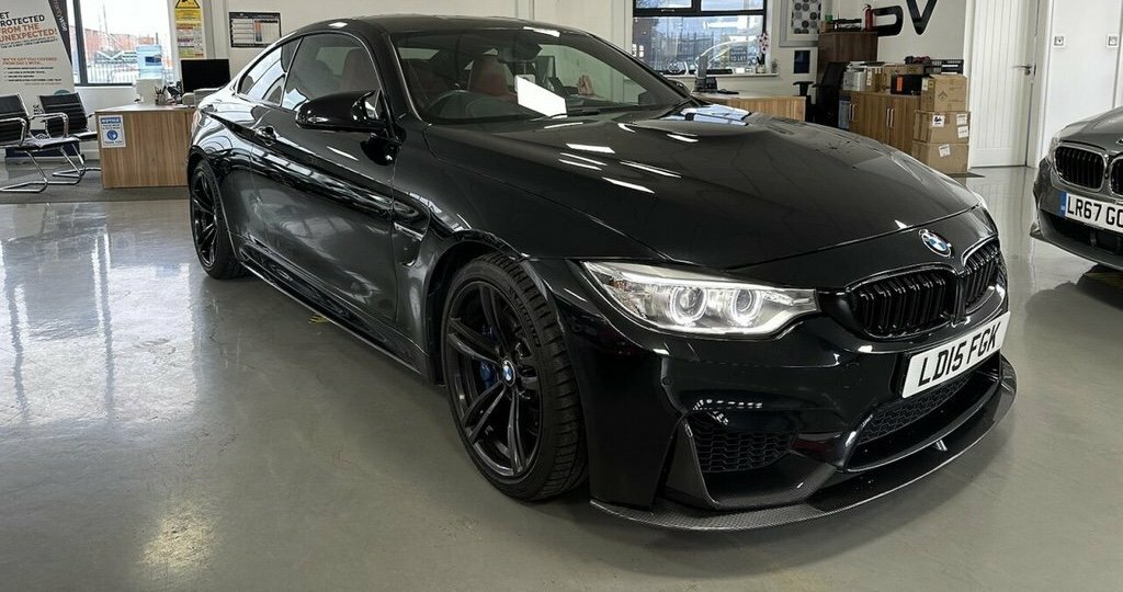 Compare BMW M4 3.0 Bmw M4 Coupe 2015 LD15FGK Black