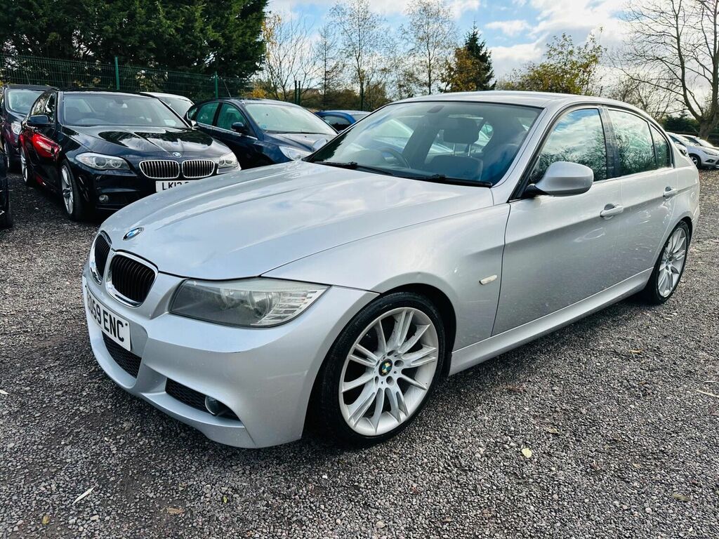 Compare BMW 3 Series Saloon 2.0 320D M Sport Steptronic Euro 5 200 EO59ENC Silver