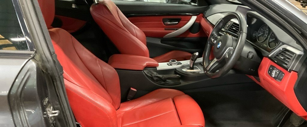 Compare BMW 4 Series 420D M Sport EY14VYE Grey