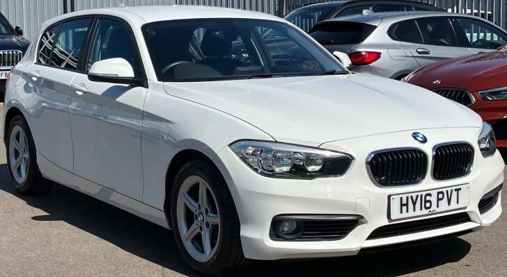 Compare BMW 1 Series 116D Efficientdynamics Plus 6 Services Zer HY16PVT White