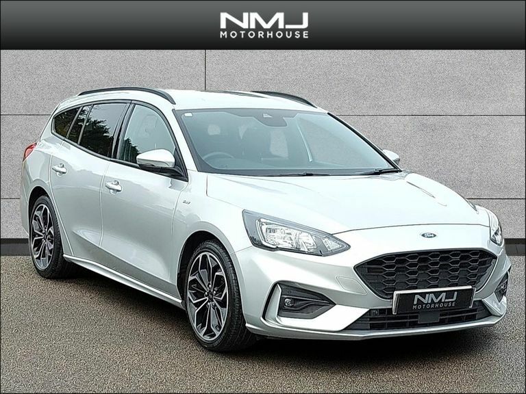 Compare Ford Focus 1.0T Ecoboost St-line X Euro 6 Ss OE69YGM 