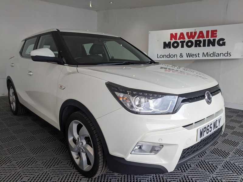 Compare SsangYong Tivoli Ex WP65NLY White