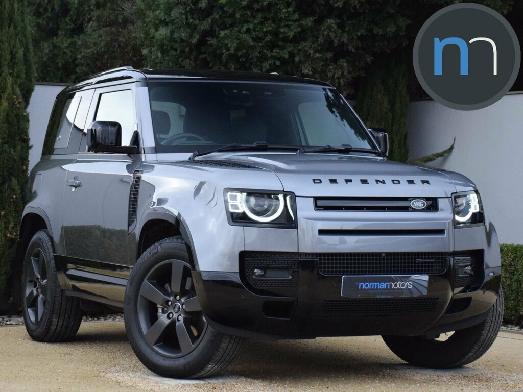 Compare Land Rover Defender X-dynamic Hse Mhev HJ23UUK Grey