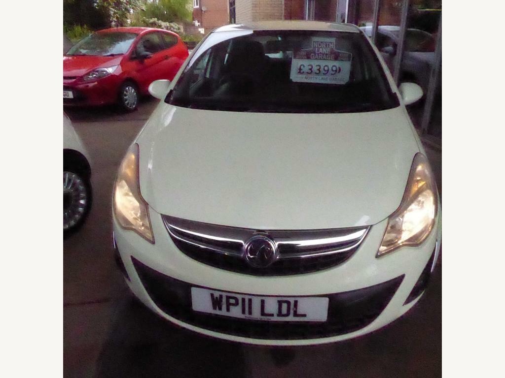 Compare Vauxhall Corsa 1.2 16V Excite Euro 5 WP11LDL Green