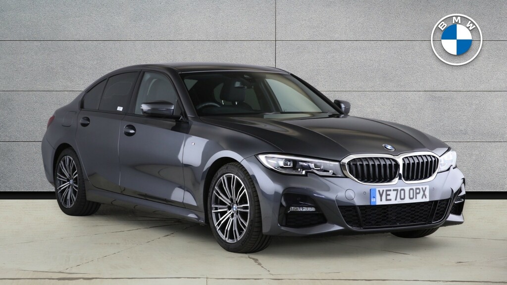 Compare BMW 3 Series 320D M Sport YE70OPX Grey