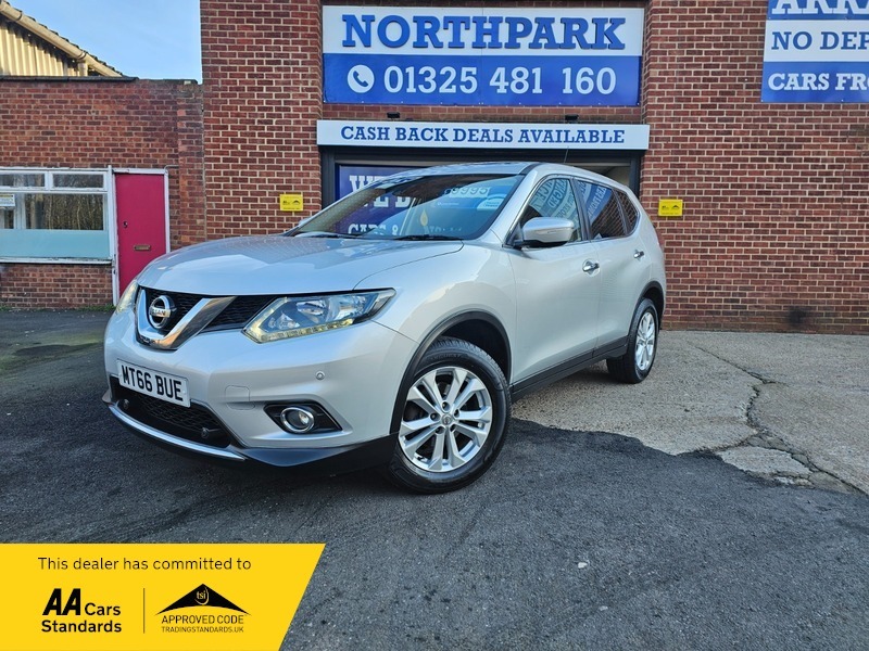 Compare Nissan X-Trail Dig-t Acenta MT66BUE Silver