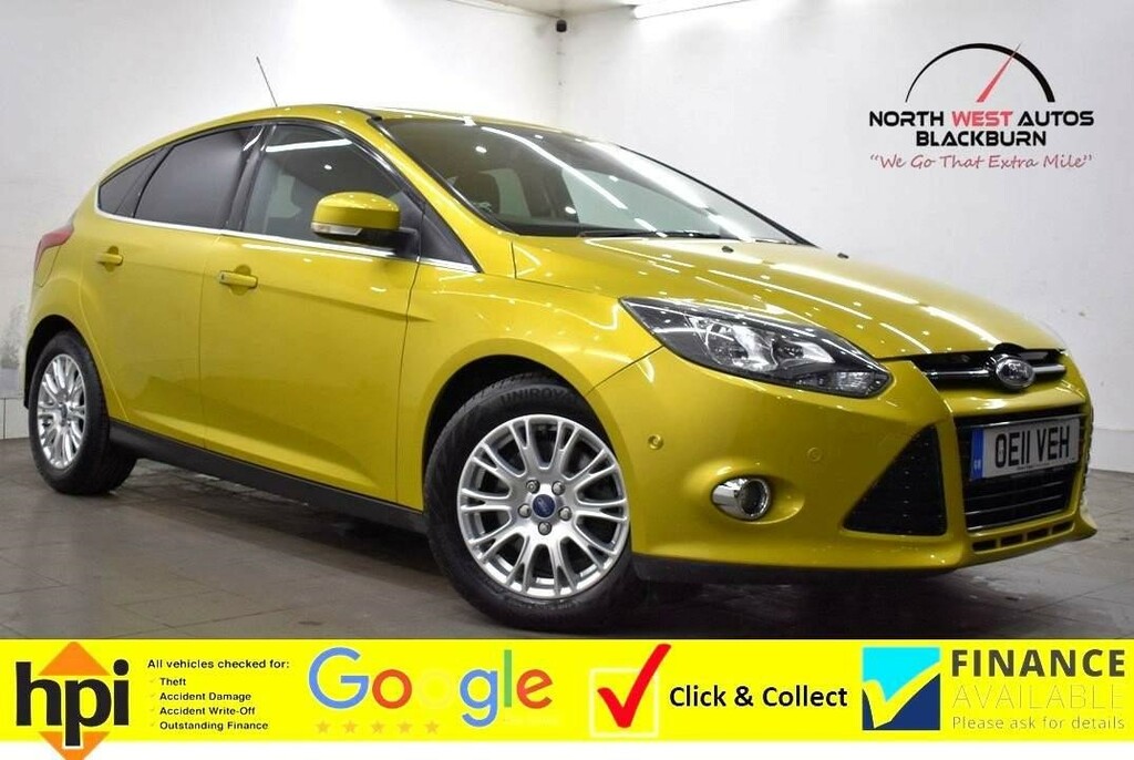 Compare Ford Focus 1.6T Ecoboost Titanium Euro 5 Ss OE11VEH Yellow