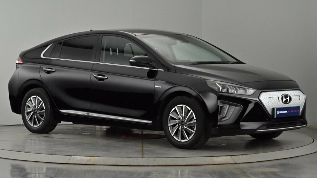 Compare Hyundai Ioniq 38.3Kwh Premium Se Hatchback 13 FY21YRK Black