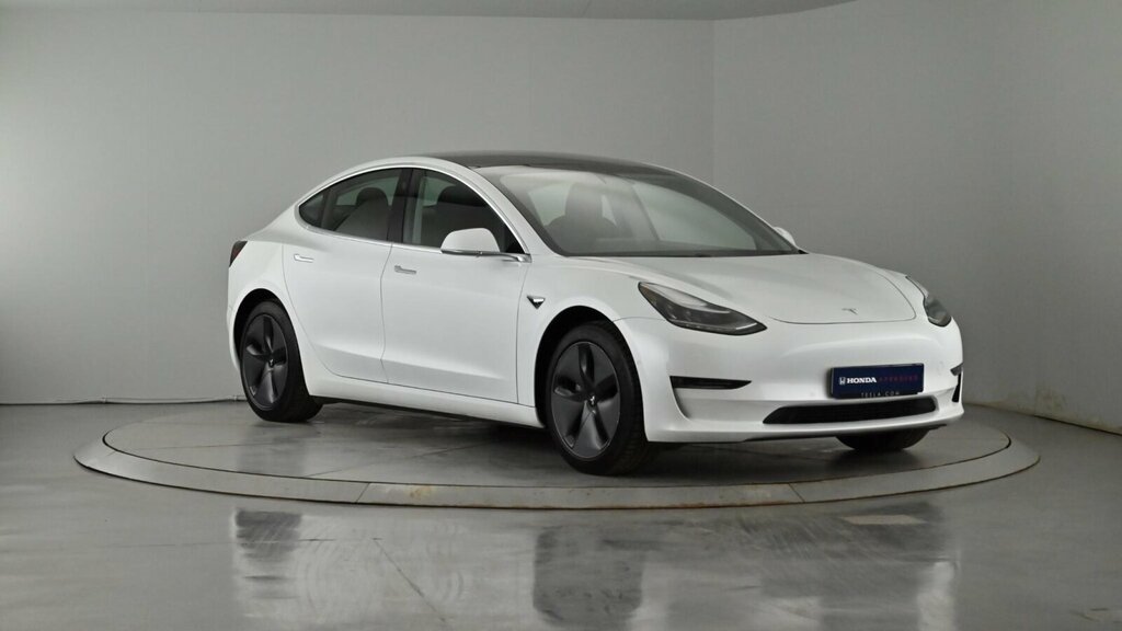 Compare Tesla Model 3 Dual Motor Long Range Saloon 4 LG20XGO White