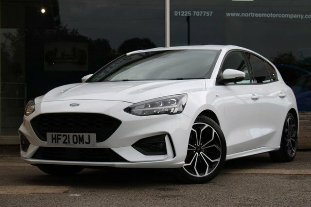 Compare Ford Focus 1.0 St-line X Edition Mhev 153 Bhp HF21OMJ White