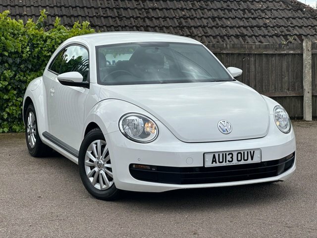 Compare Volkswagen Beetle 1.2 Tsi Dsg 103 Bhp AU13OUV White