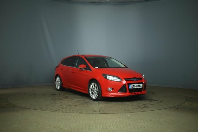 Compare Ford Focus 1.0 Zetec S Ss 124 Bhp EN14MWA Red