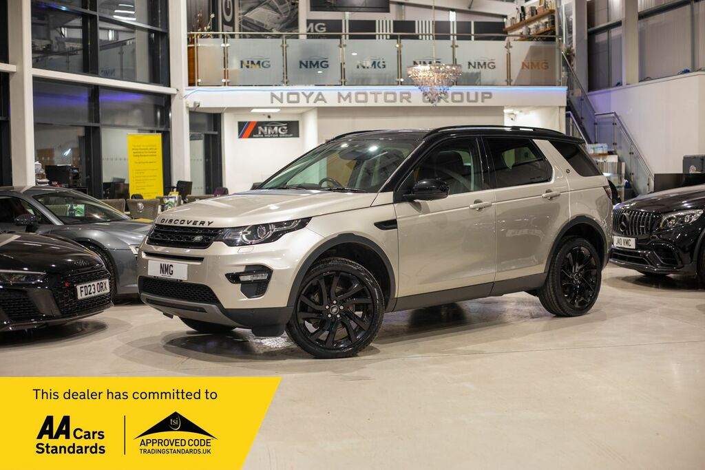 Compare Land Rover Discovery Sport Td4 Hse Black YH17VPV Gold