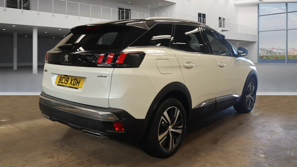 Compare Peugeot 3008 1.5 Bluehdi Ss Gt Line 129 Bhp BC19XDH White