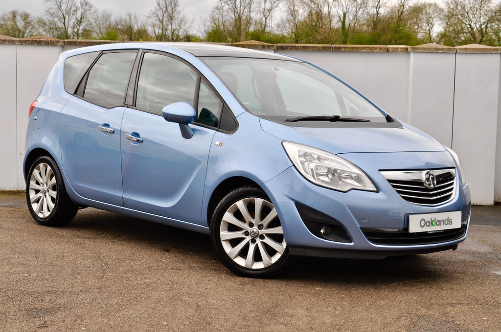 Compare Vauxhall Meriva 1.4 Se WU63BVT Blue