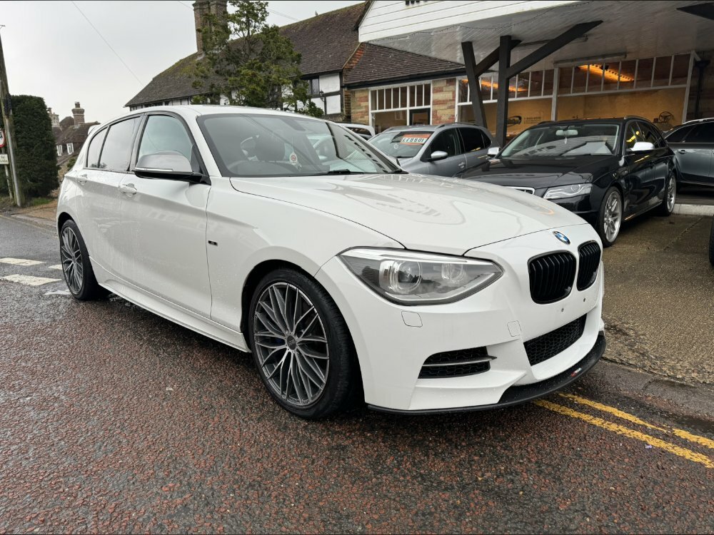 Compare BMW 1 Series M135i LY13OJD White
