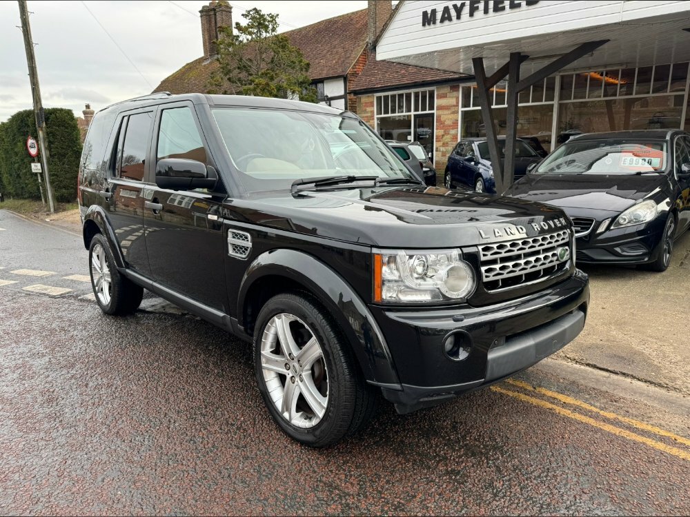 Compare Land Rover Discovery Discovery Hse 5.0 V8 GX10YGT Black