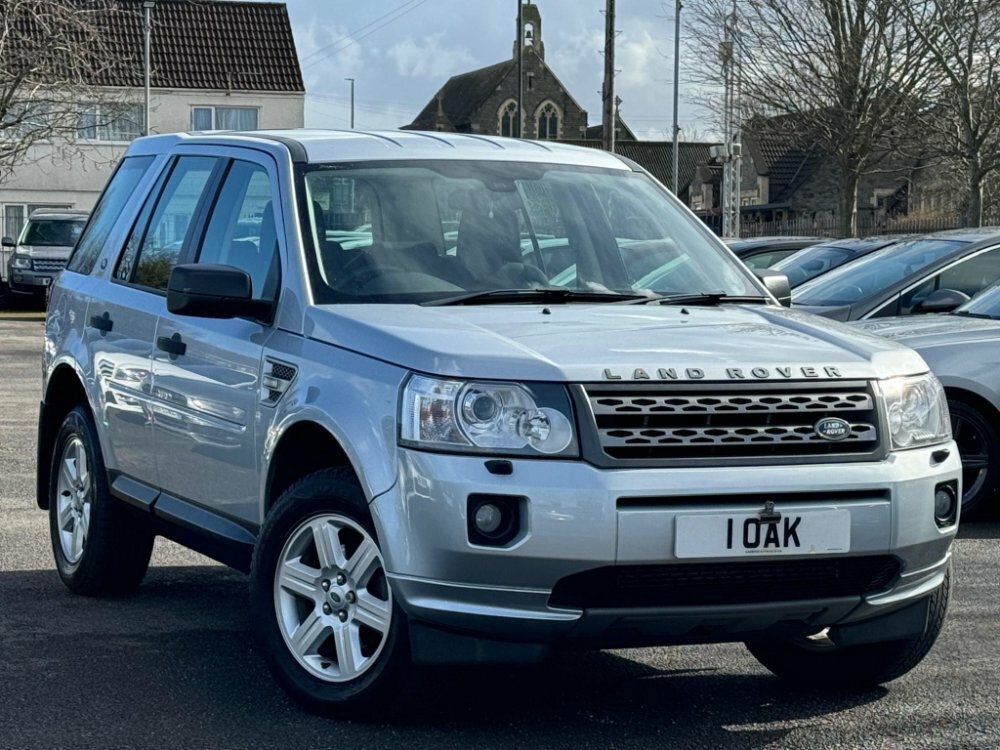 Compare Land Rover Freelander 2 2.2 Td4 Gs 4Wd Euro 5 Ss BL60MDX Silver
