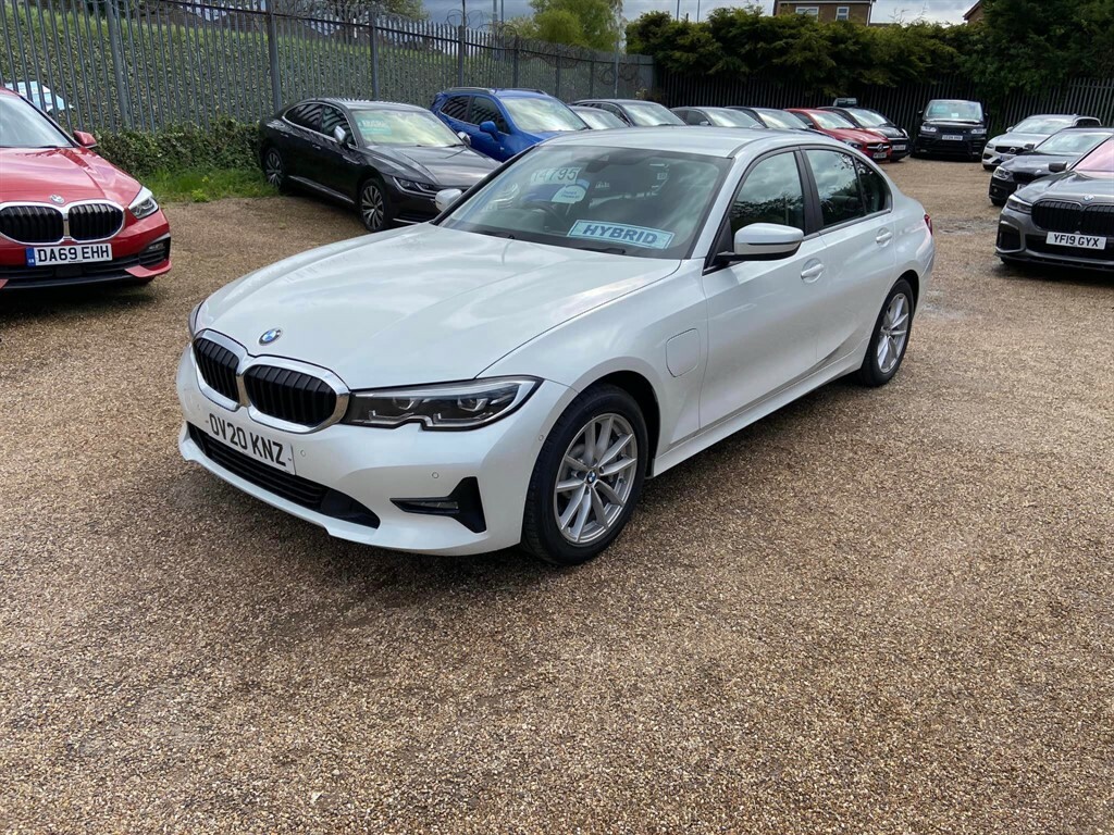 BMW 3 Series Se Pro White #1