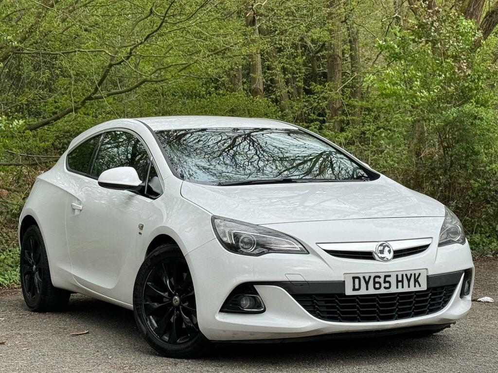 Compare Vauxhall Astra Sri DY65HYK White