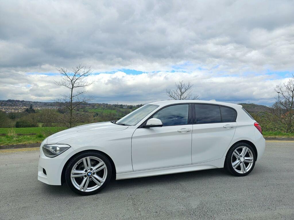 Compare BMW 1 Series 2.0 118D YD13ZTX White