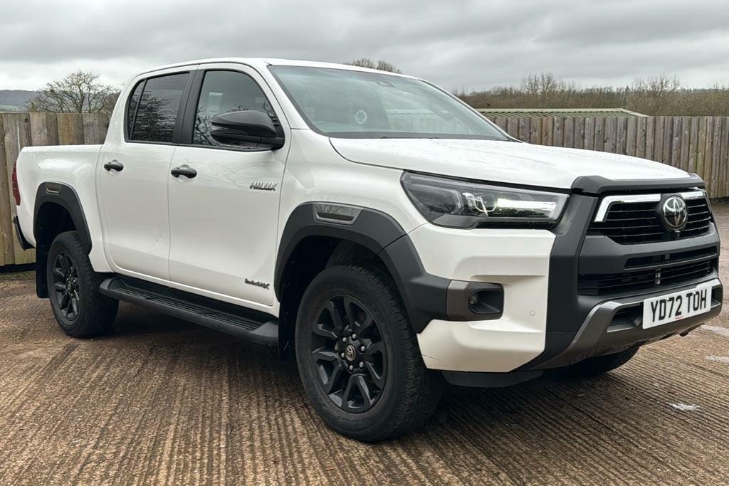 Compare Toyota HILUX 2.8 D-4d Invincible X Double Cab Pickup YD72TOH White