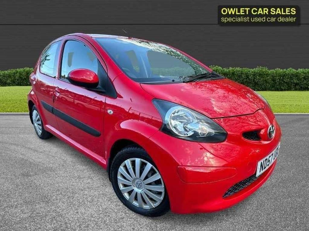 Compare Toyota Aygo 1.0 Vvt-i Multimode Euro 4 ND57UGE Red