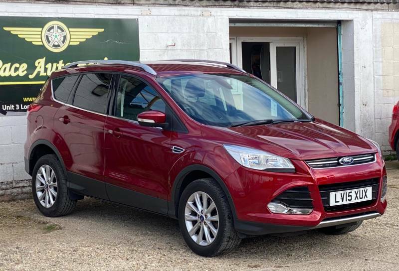 Compare Ford Kuga Suv LV15XUX Red
