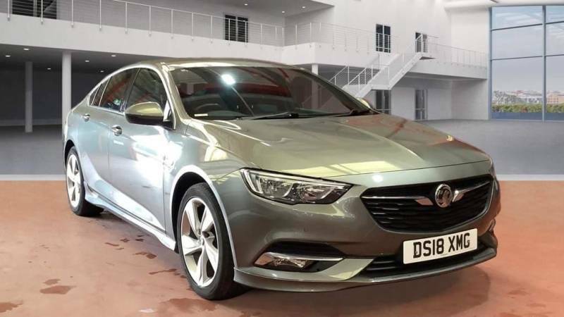 Compare Vauxhall Insignia Hatchback DS18XMG Grey