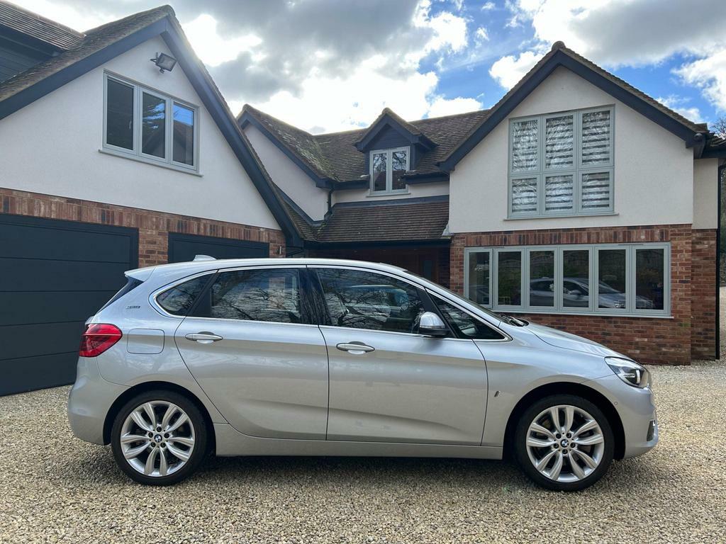 Compare BMW 2 Series Active Tourer 225Xe Luxury Phev LD67JAU Silver