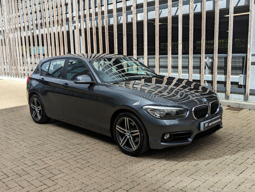 Compare BMW 1 Series 118I Sport EA18VLK Grey