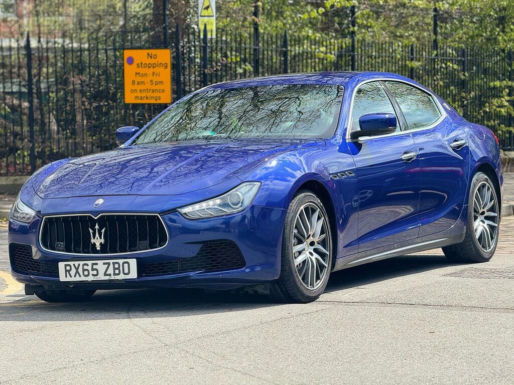 Compare Maserati Ghibli Ghibli V6 RX65ZBO Blue