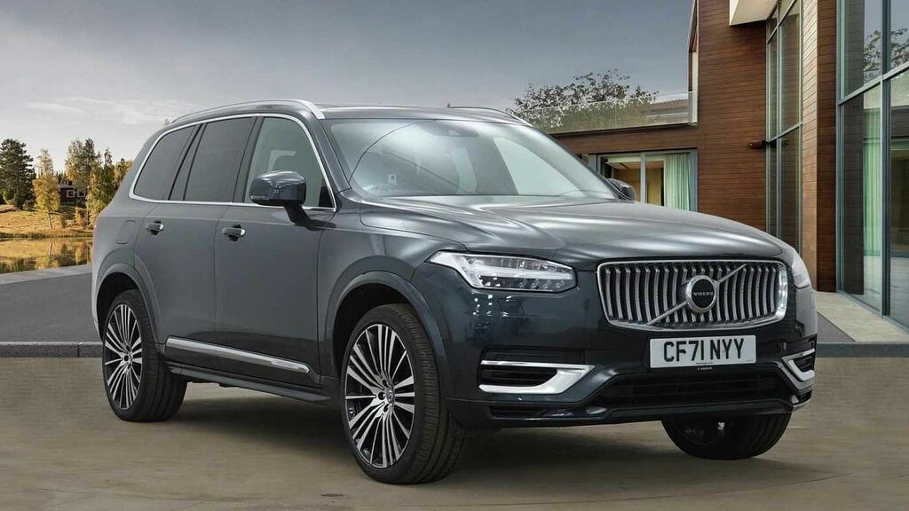 Compare Volvo XC90 Recharge Inscription Pro, T8 Awd Plug-in Hybrid, 7 CF71NYY Grey