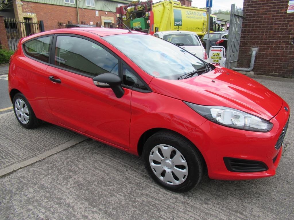 Compare Ford Fiesta Hatchback 1.2 Studio FT15HLE Red