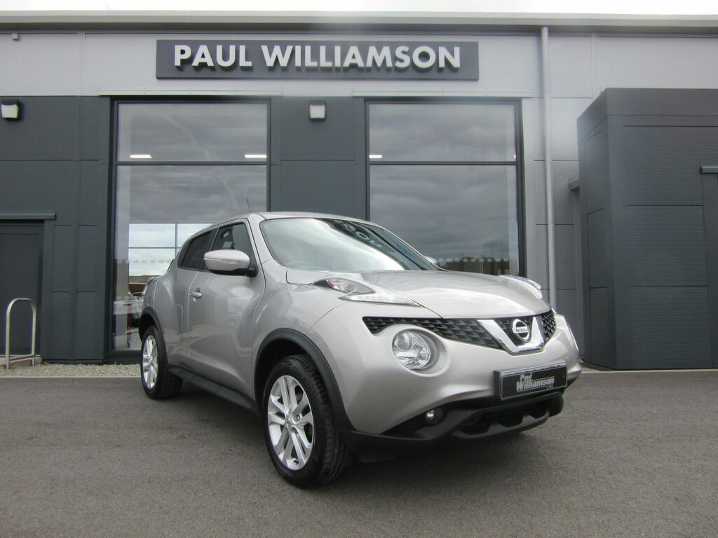 Compare Nissan Juke 1.6 N-connecta Xtronic 117 Bhp DT66VTG Silver